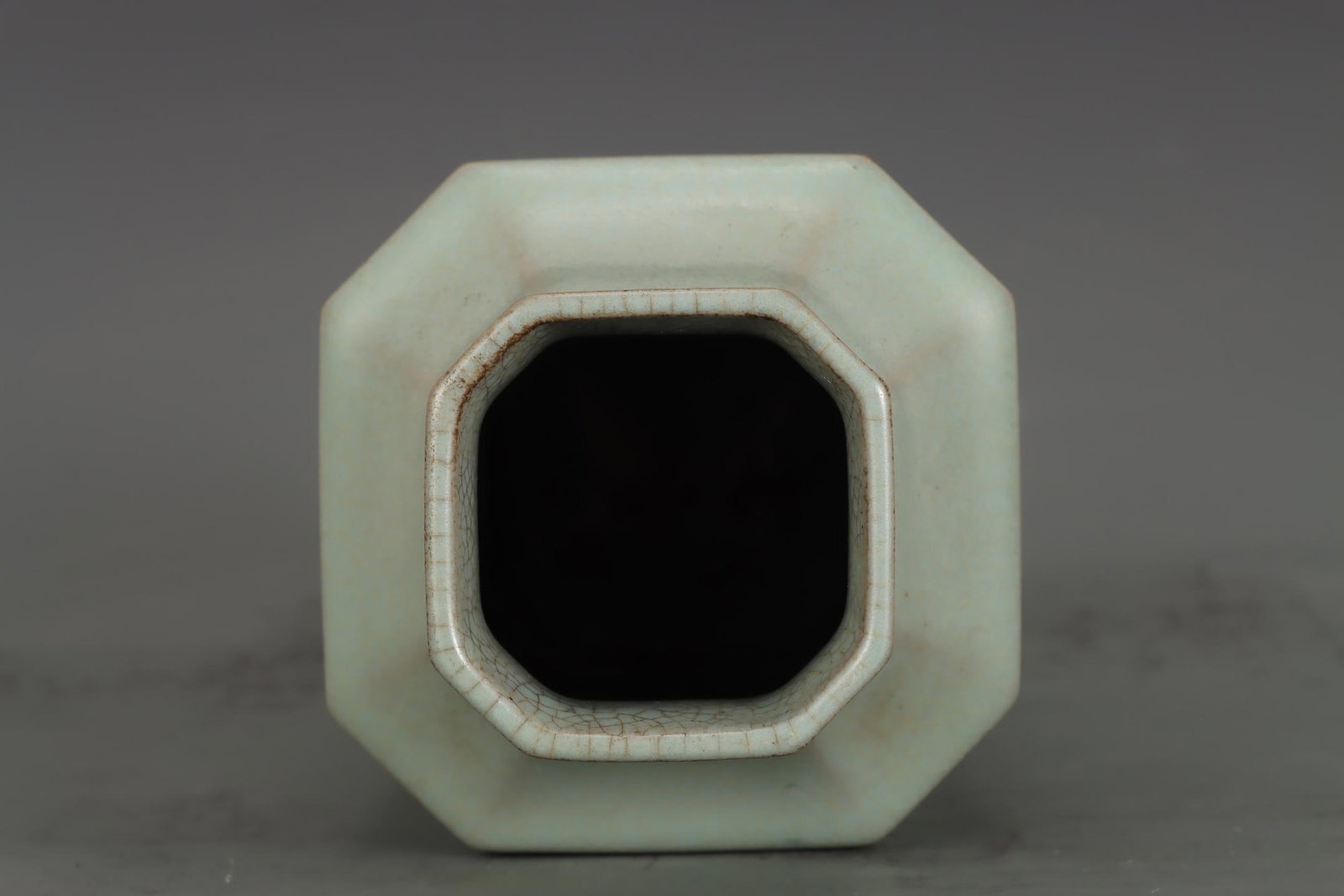 A Ru Ware Celadon Square Vase - 8