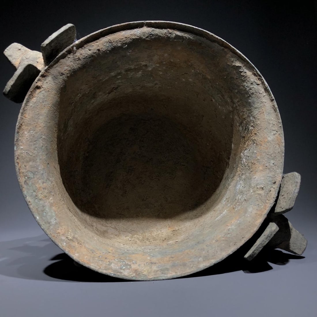A Bronze Square Gui Vessel - 13