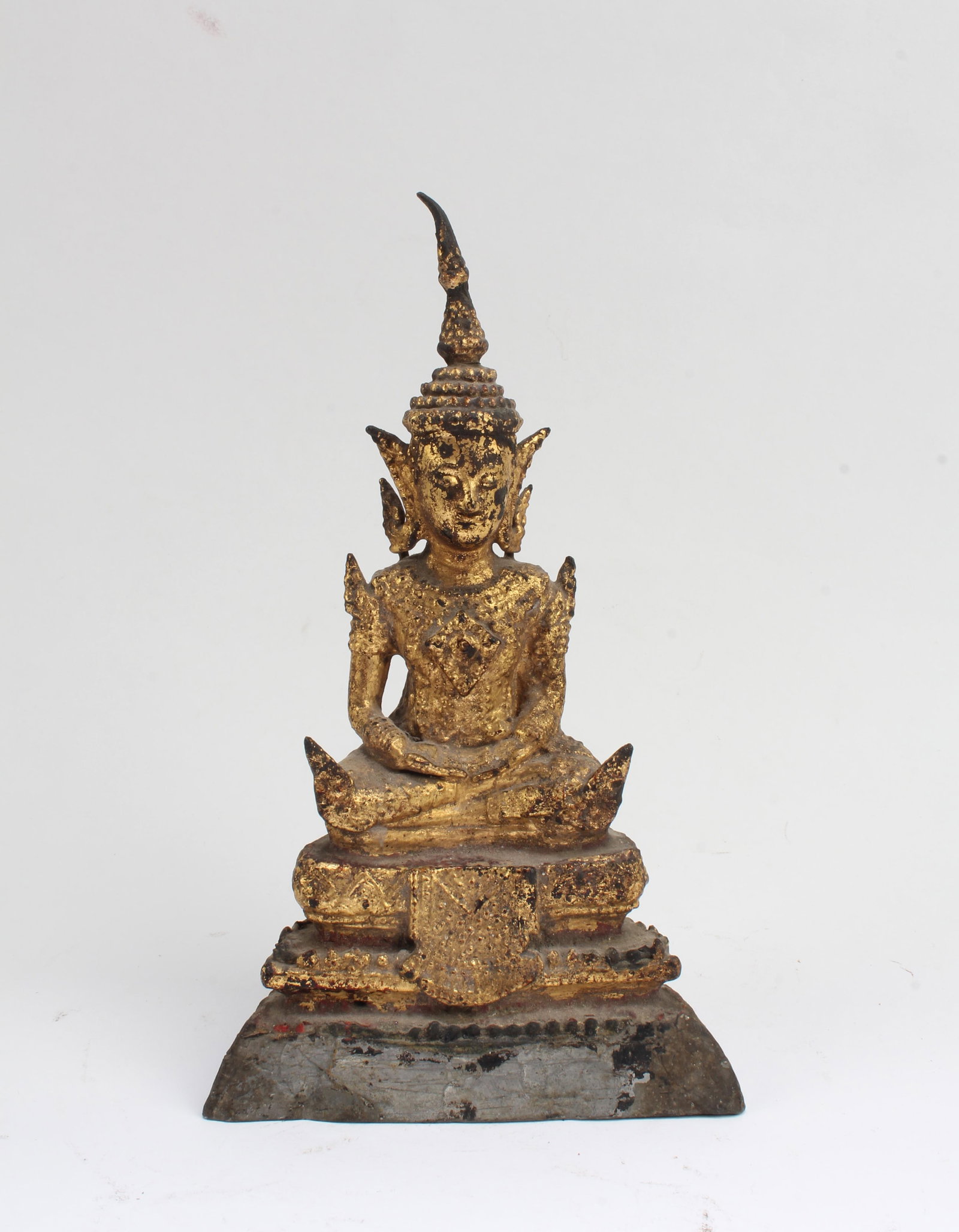 Antique Gilt Bronze Buddha Statue: Antique Gilt Bronze Buddha Statue. Height: 6.25"