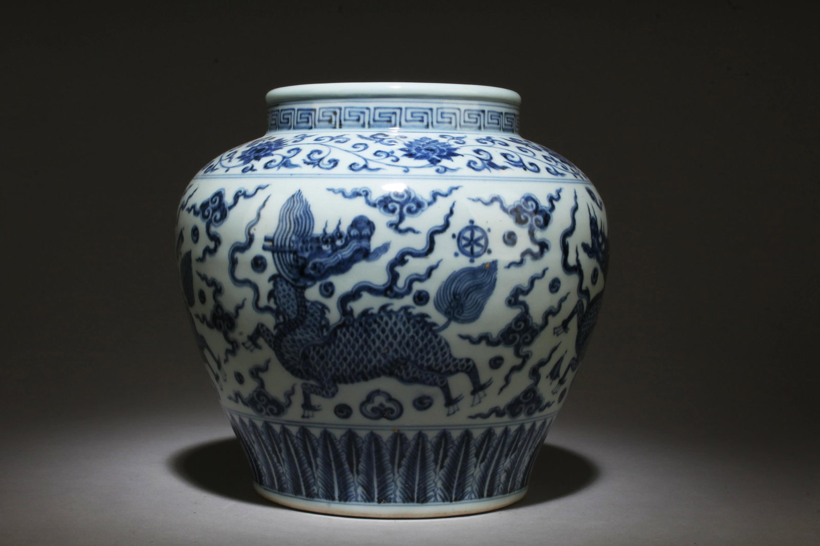 A Blue & White Porcelain Jar (1 of 6)