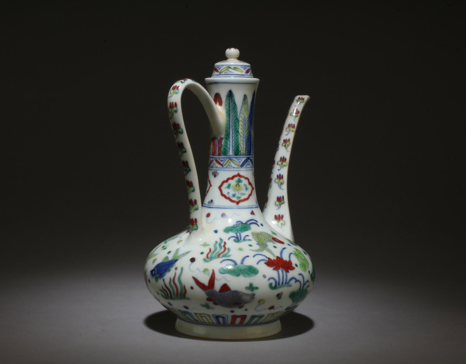 A Doucai Teapot - 4