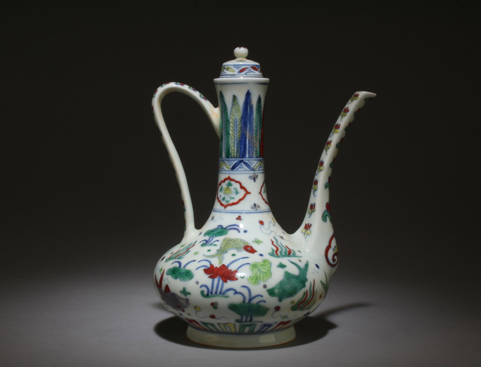 A Doucai Teapot - 5