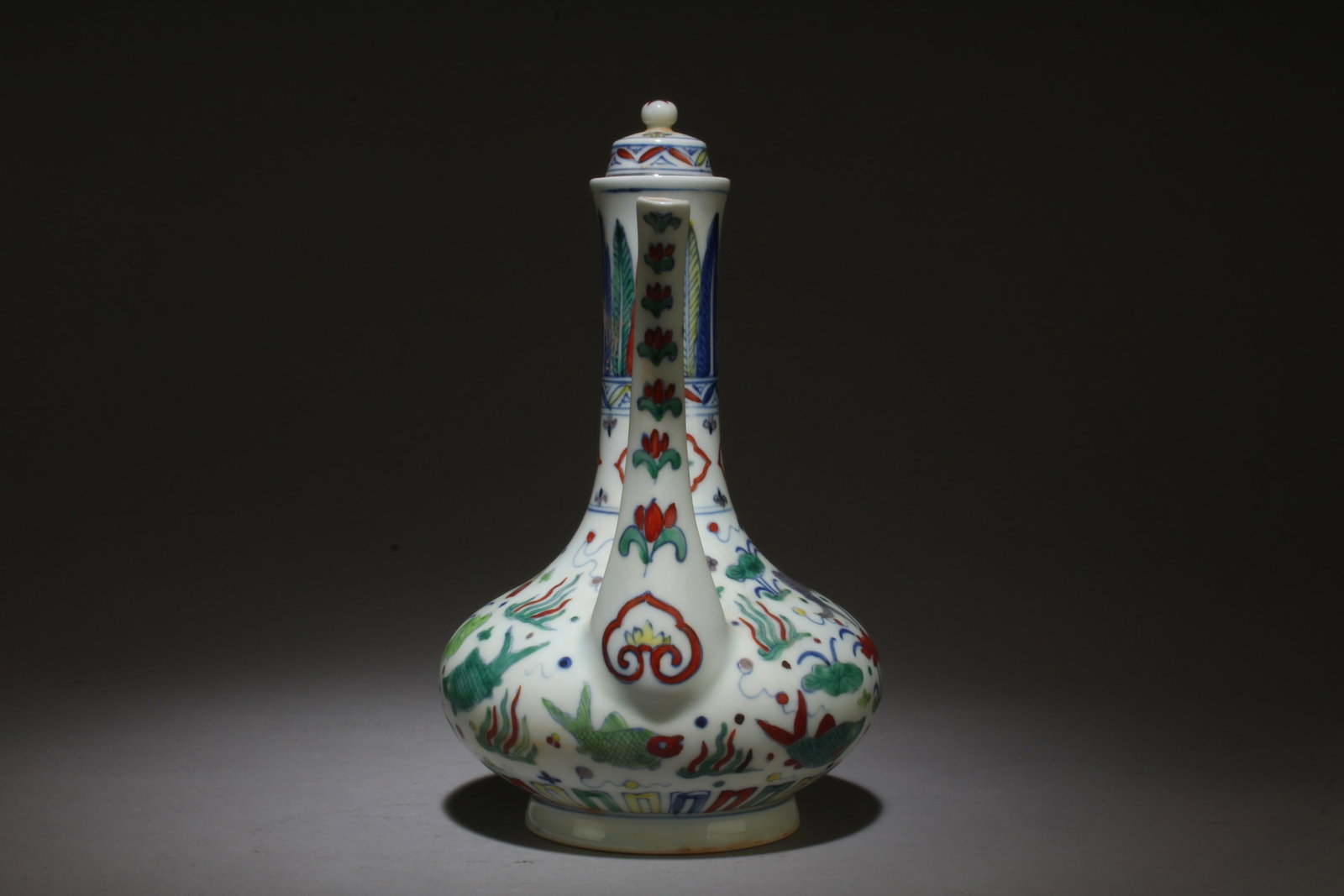 A Doucai Teapot - 7