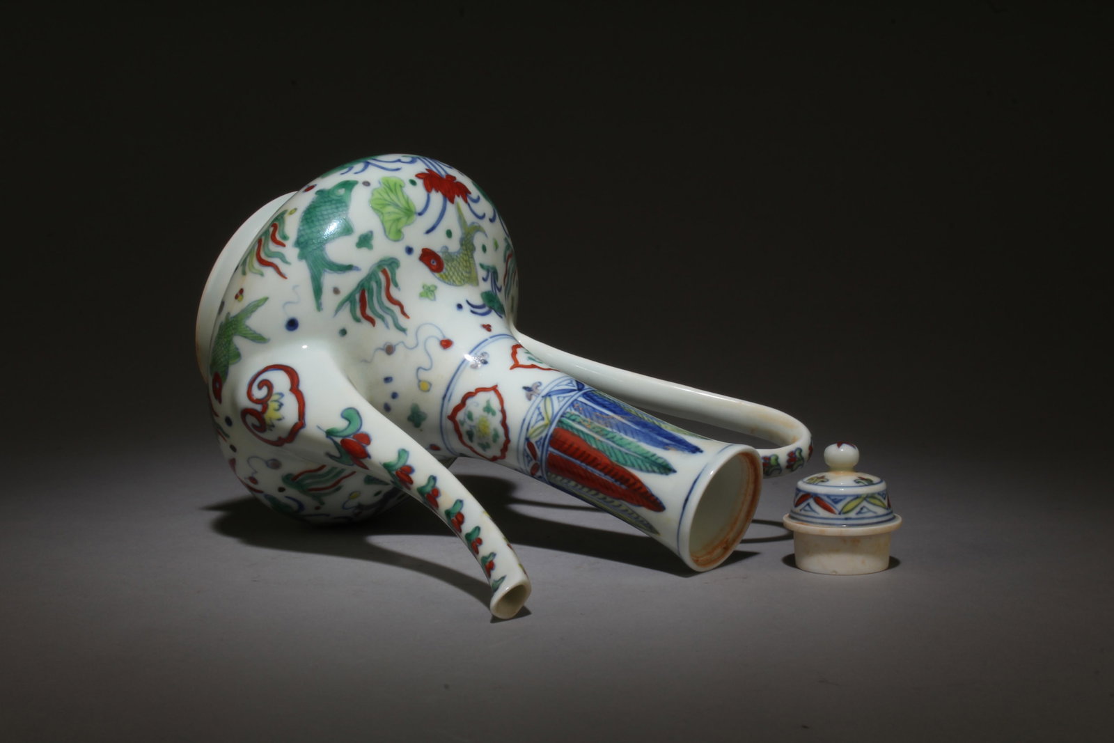 A Doucai Teapot - 9