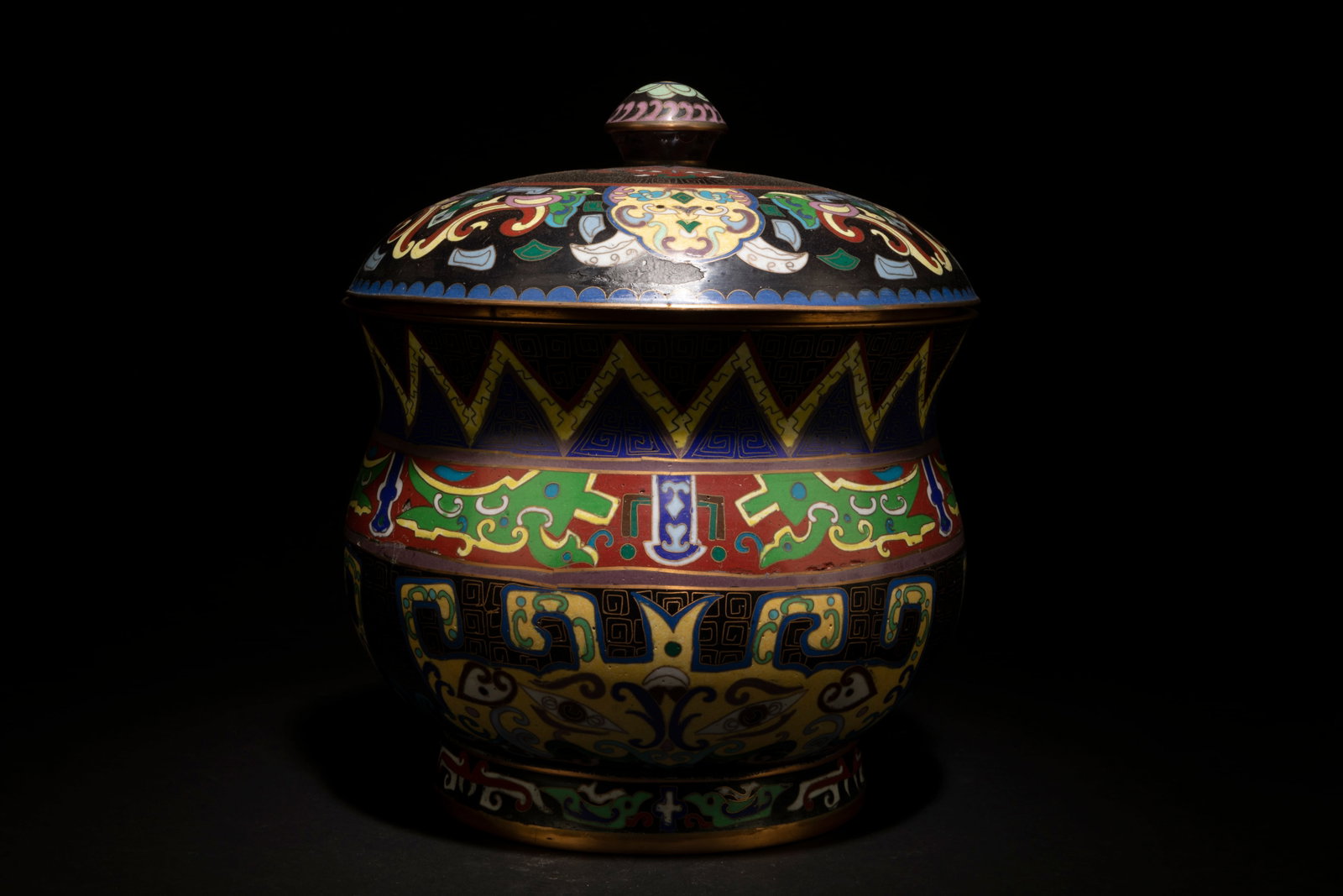A Cloisonne Container (1 of 9)