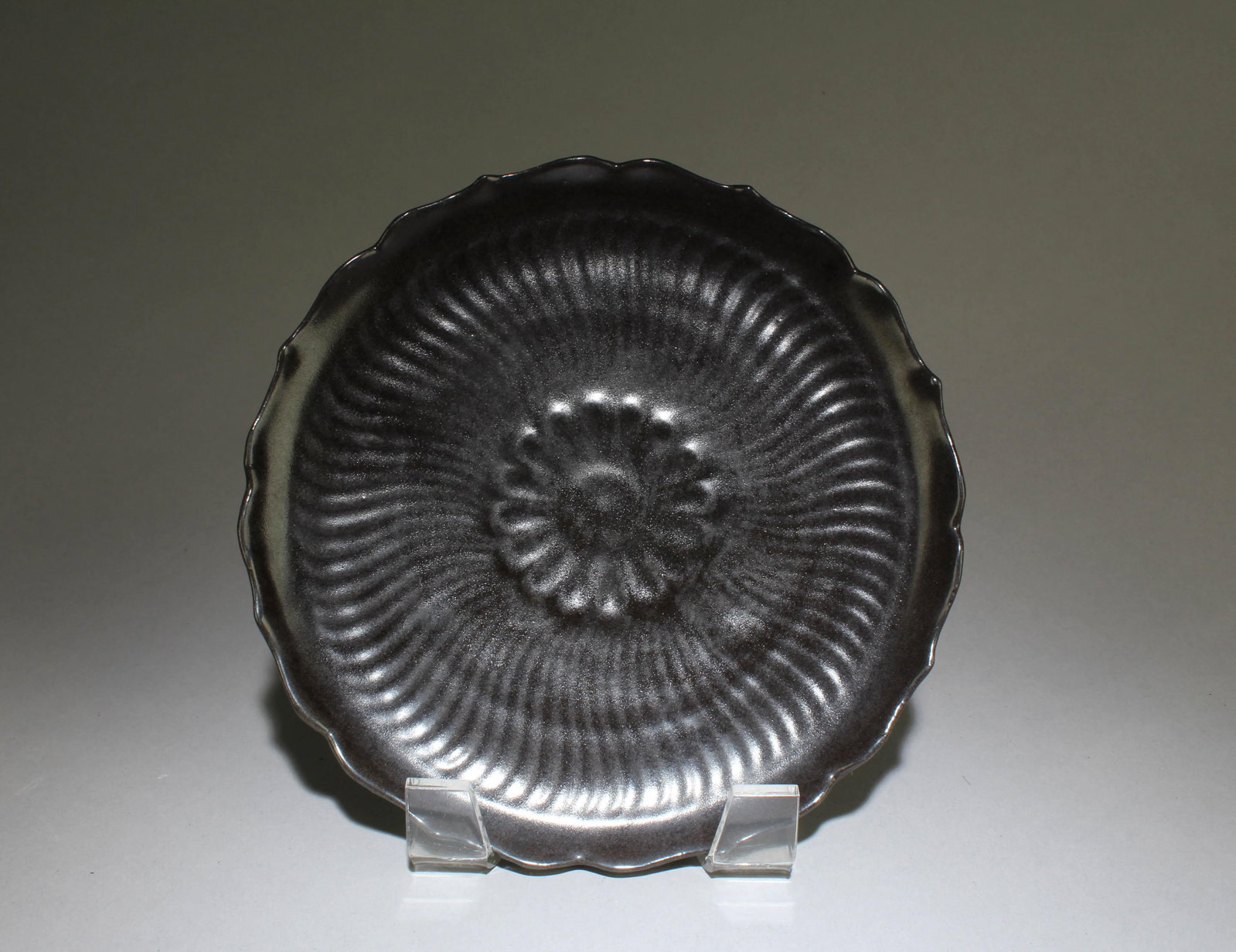 A Chinese Porcelain Plate (1 of 3)