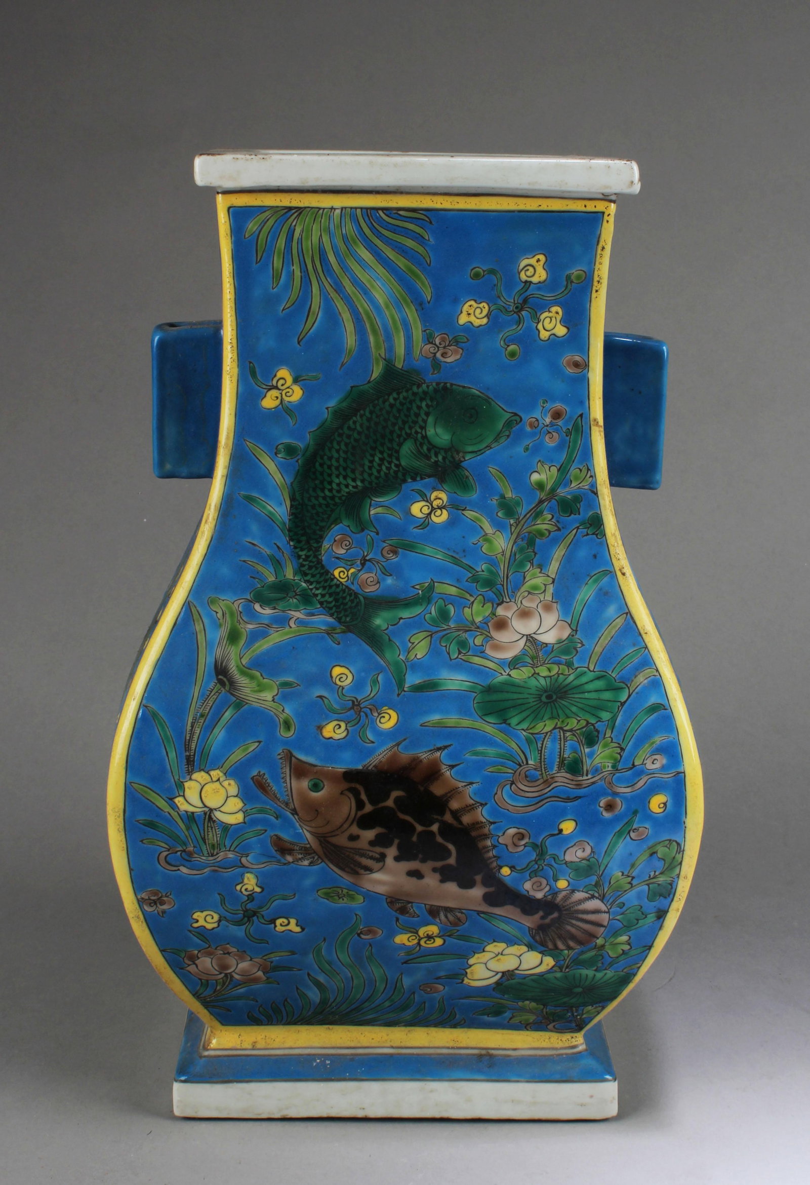 Chinese Porcelain Vase: Chinese Porcelain Vase, flanked by cylindrical shaped handles. 'KangZi' mark at base. Height: 14"