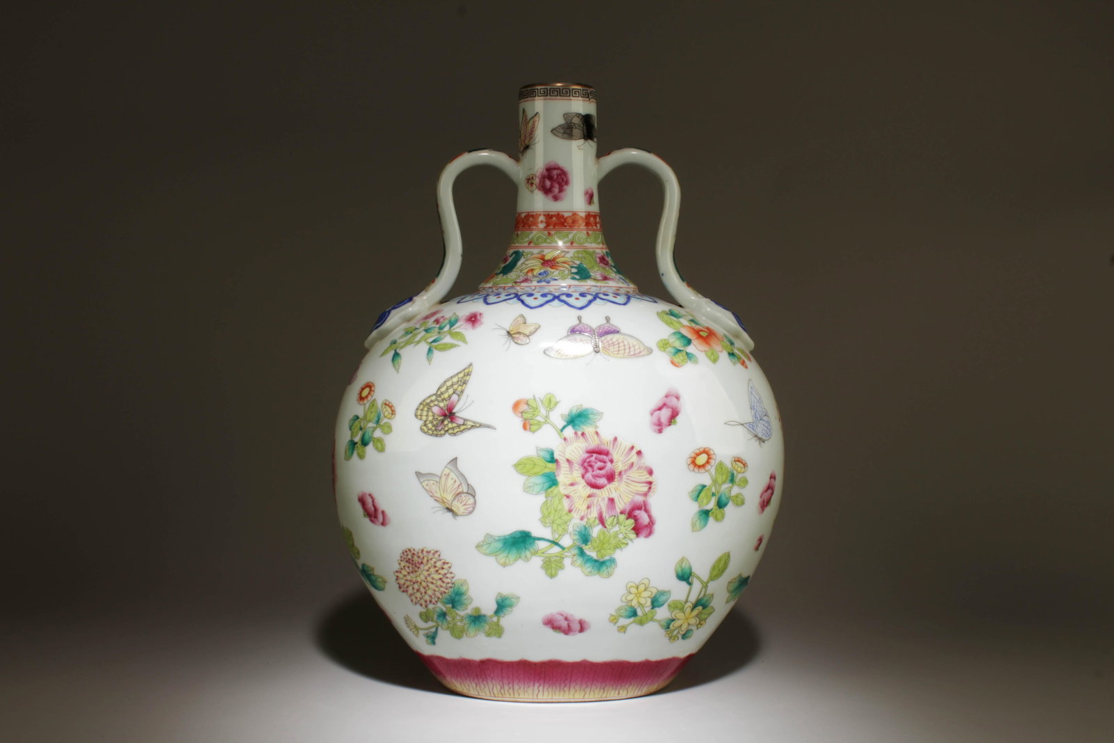 A Fencai Moonflask Vase: A Fencai Moonflask Vase. Dimensions: 10" x 14.25".