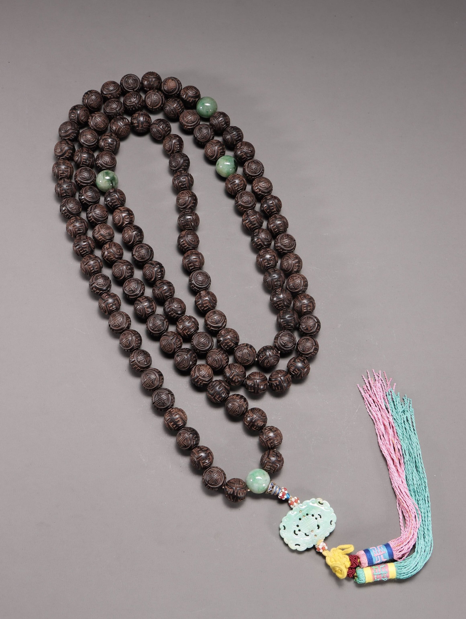 An Agarwood Prayer Beads Set (1 of 9)