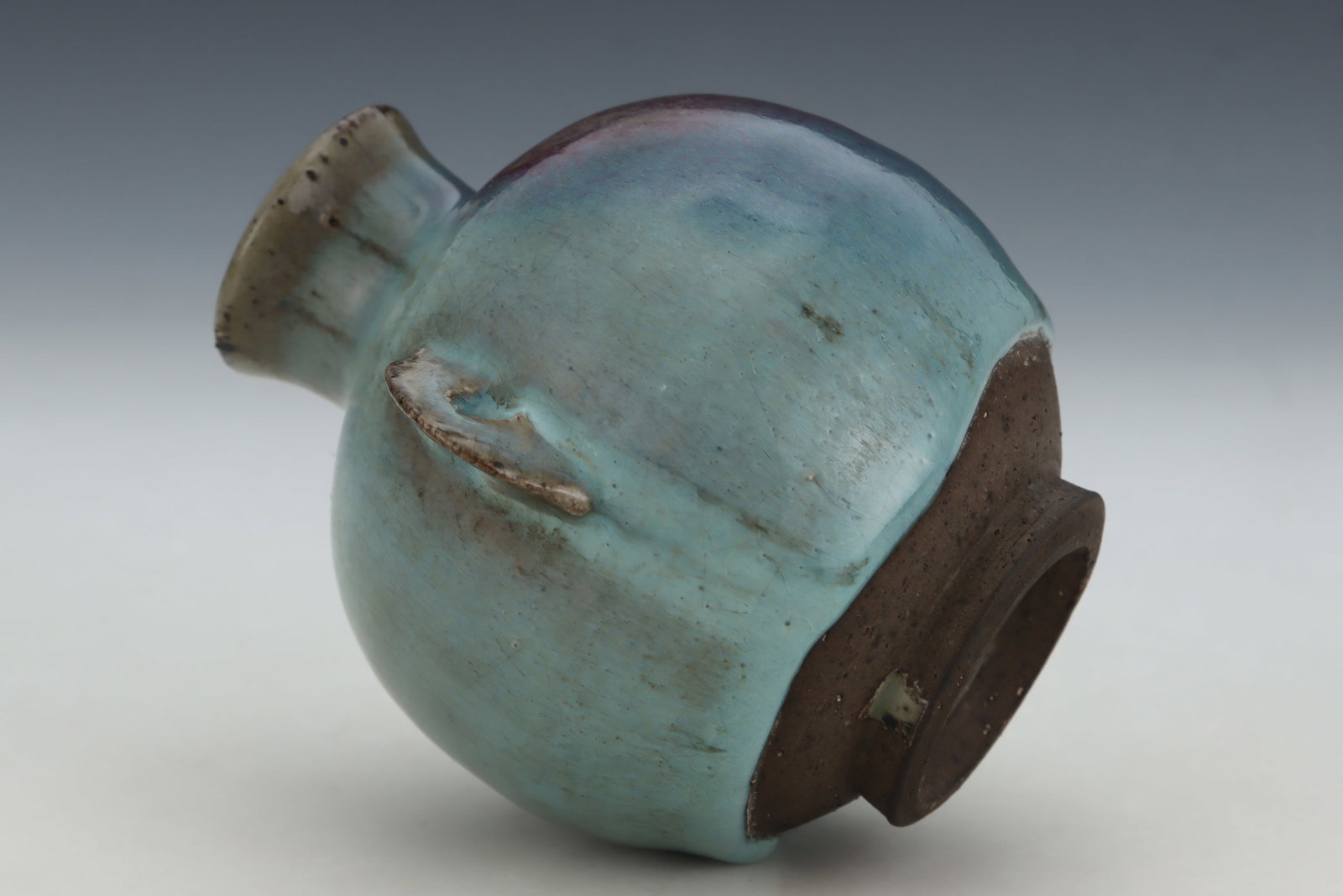 A Jun Ware Purple-Splashed Jar - 8