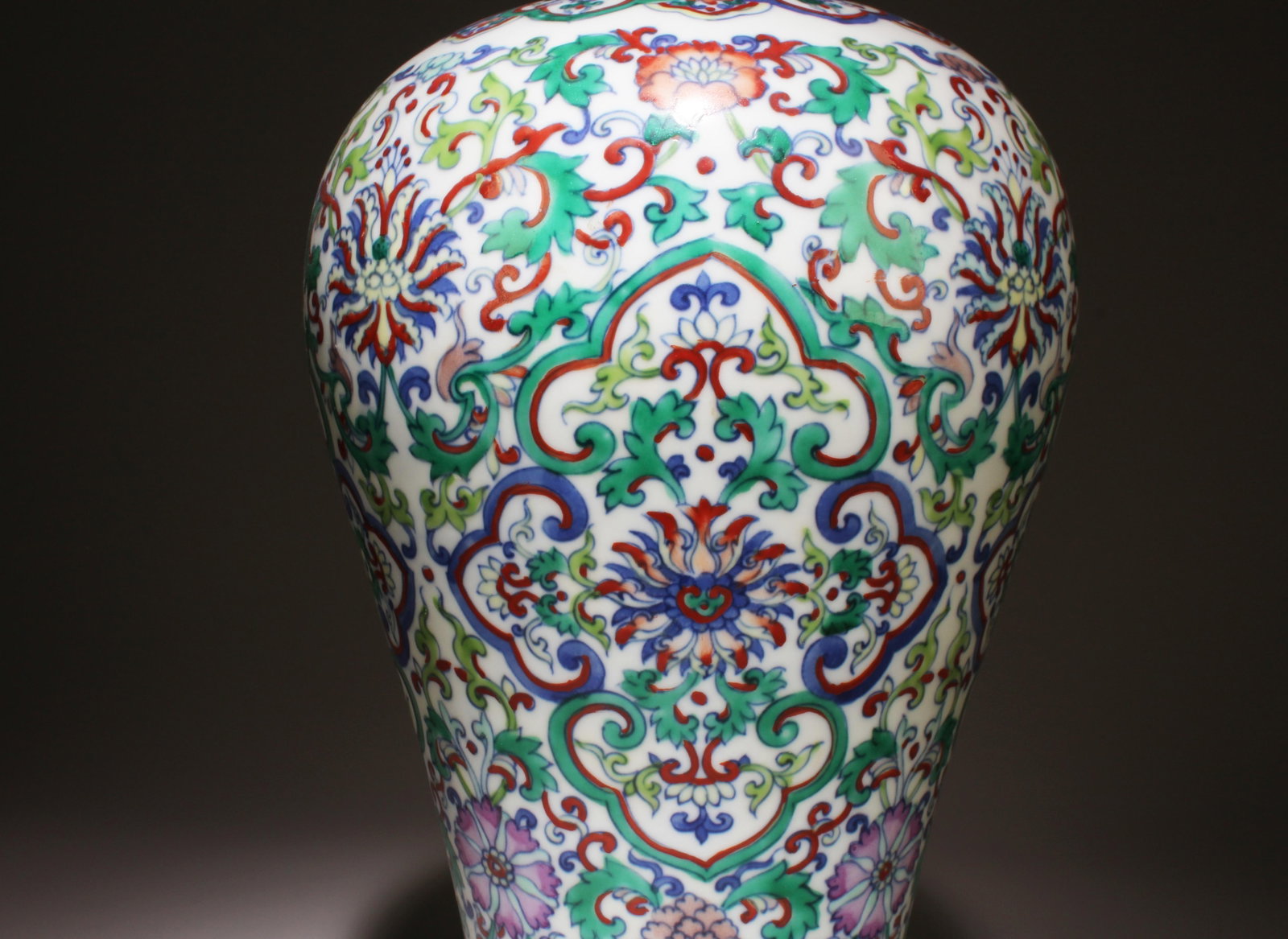 A Doucai Vase - 6