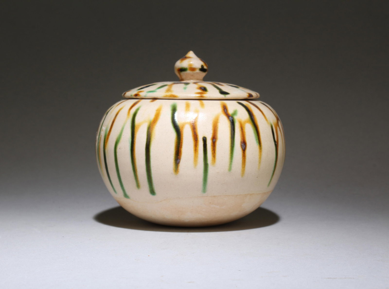 Chinese Pottery Jar: Chinese Pottery Jar, with lid. Diameter: 3.75"