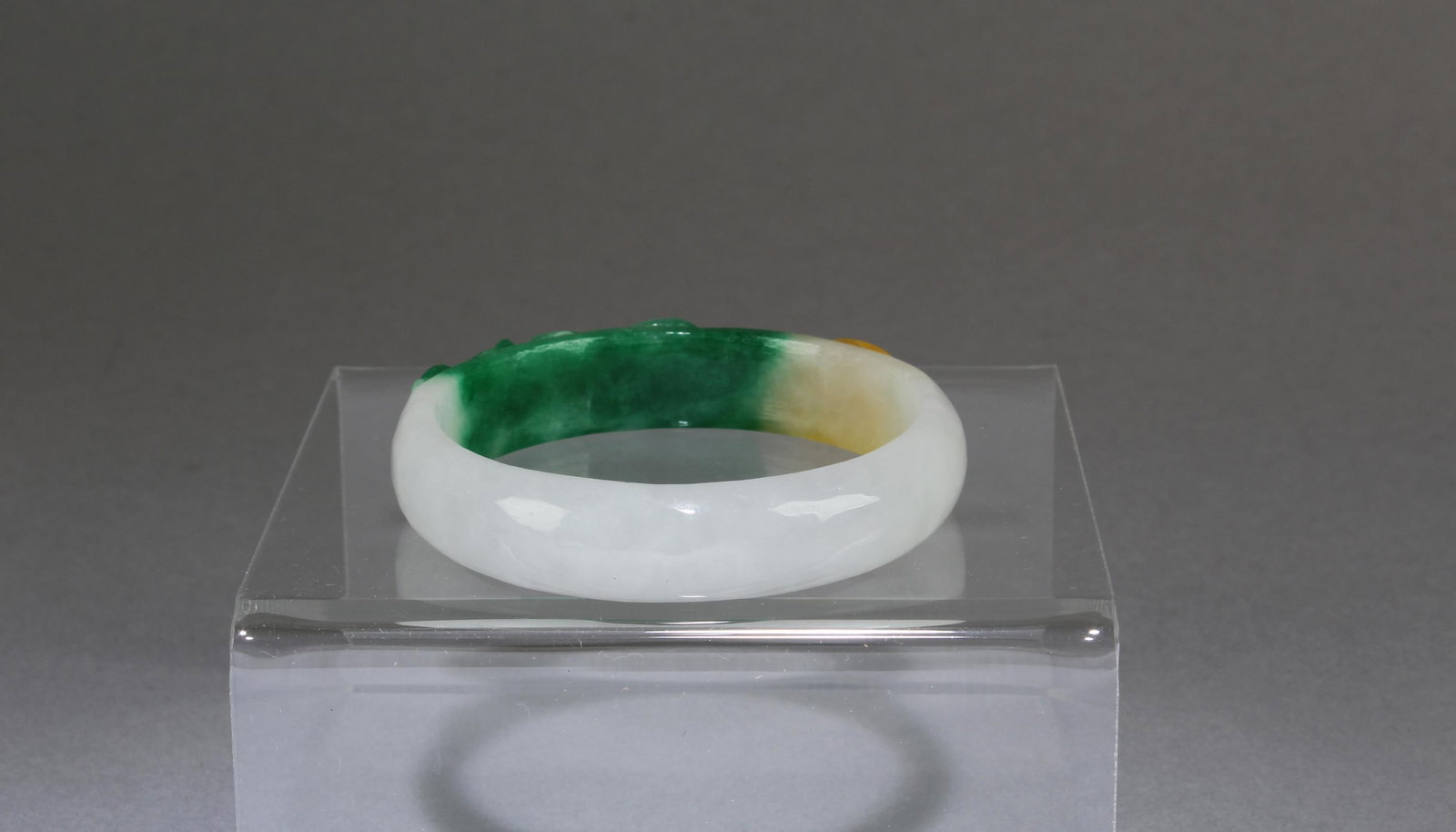 A Carved Jade Bangle - 2