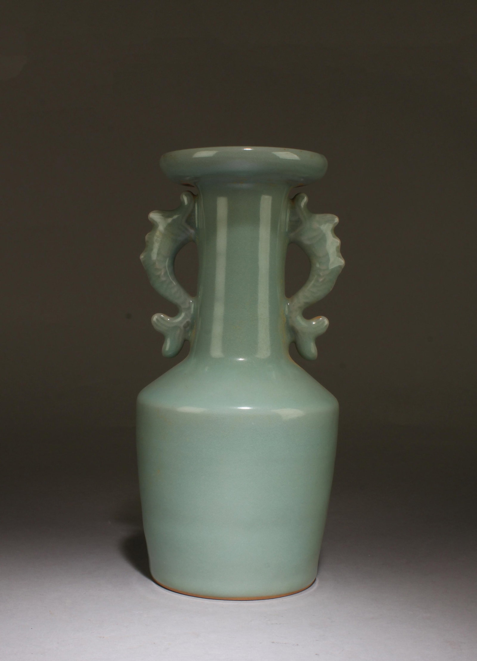 Chinese Porcelain Vase (1 of 4)