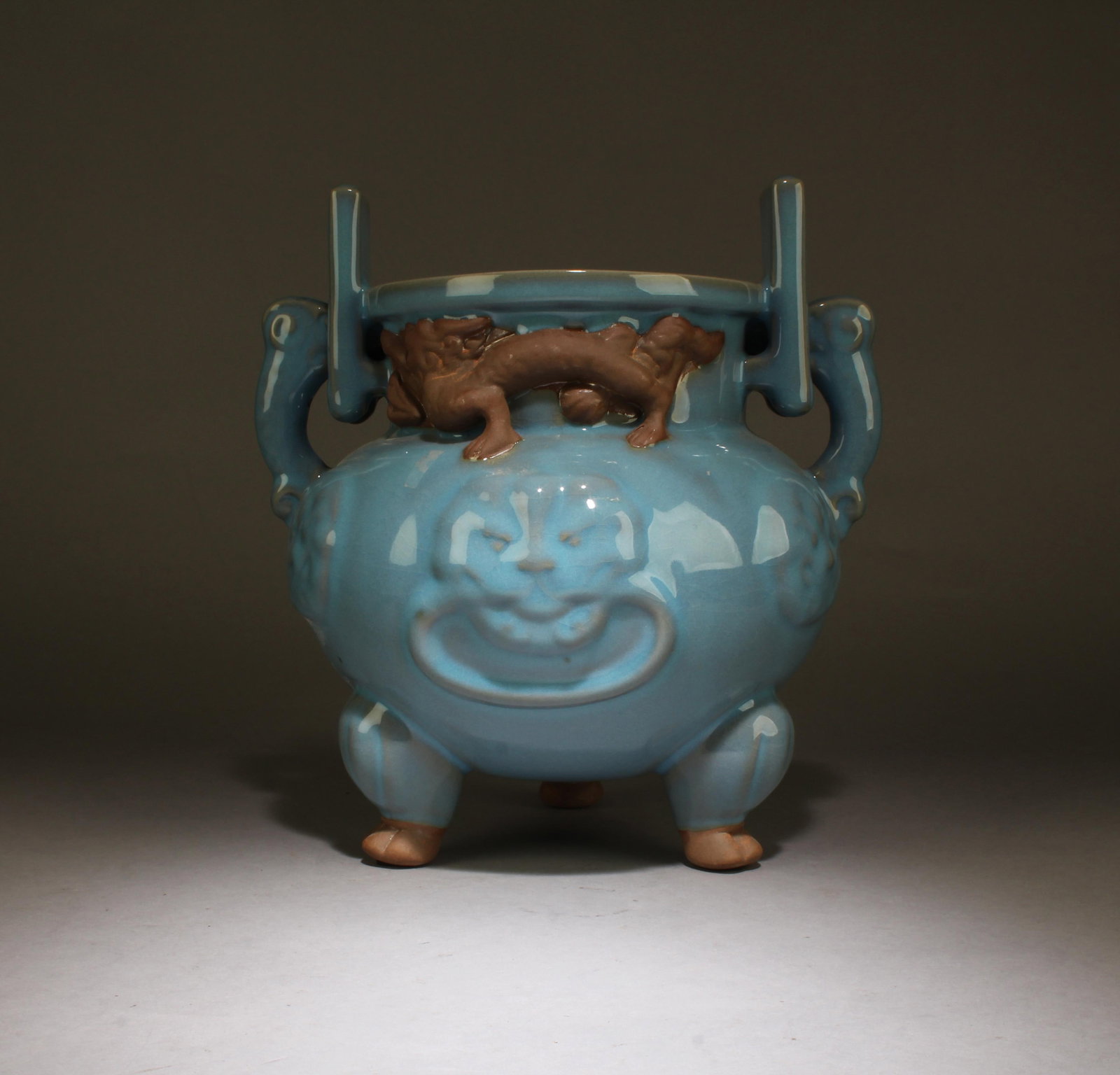 Chinese Porcelain Tripod Censer: Chinese Porcelain Tripod Censer. Height: 10.5"