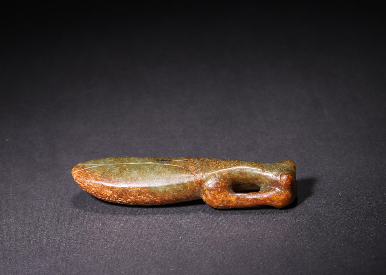 A Jade Mantis Pendant, Han Dynasty - 2