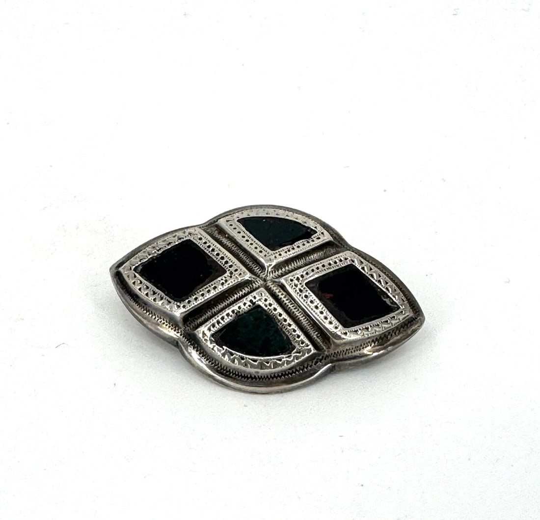 Vintage Silver-Tone and Enamel Decorative Brooch (1 of 2)