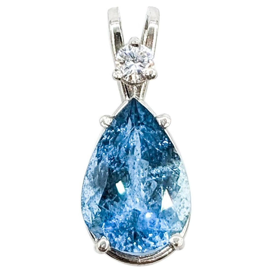 Vibrant 3.4ct Aquamarine & Diamond Platinum Pendant: VIBRANT 3.4CT AQUAMARINE & DIAMOND PLATINUM PENDANT Description: Crafted from 950 platinum, this exquisite pendant showcases a stunning.12-carat round diamond with SI1 clarity and H-color. The pendant