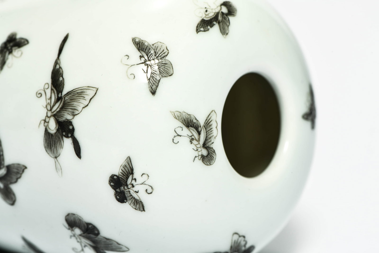 A 'Butterfly' small jar - 4