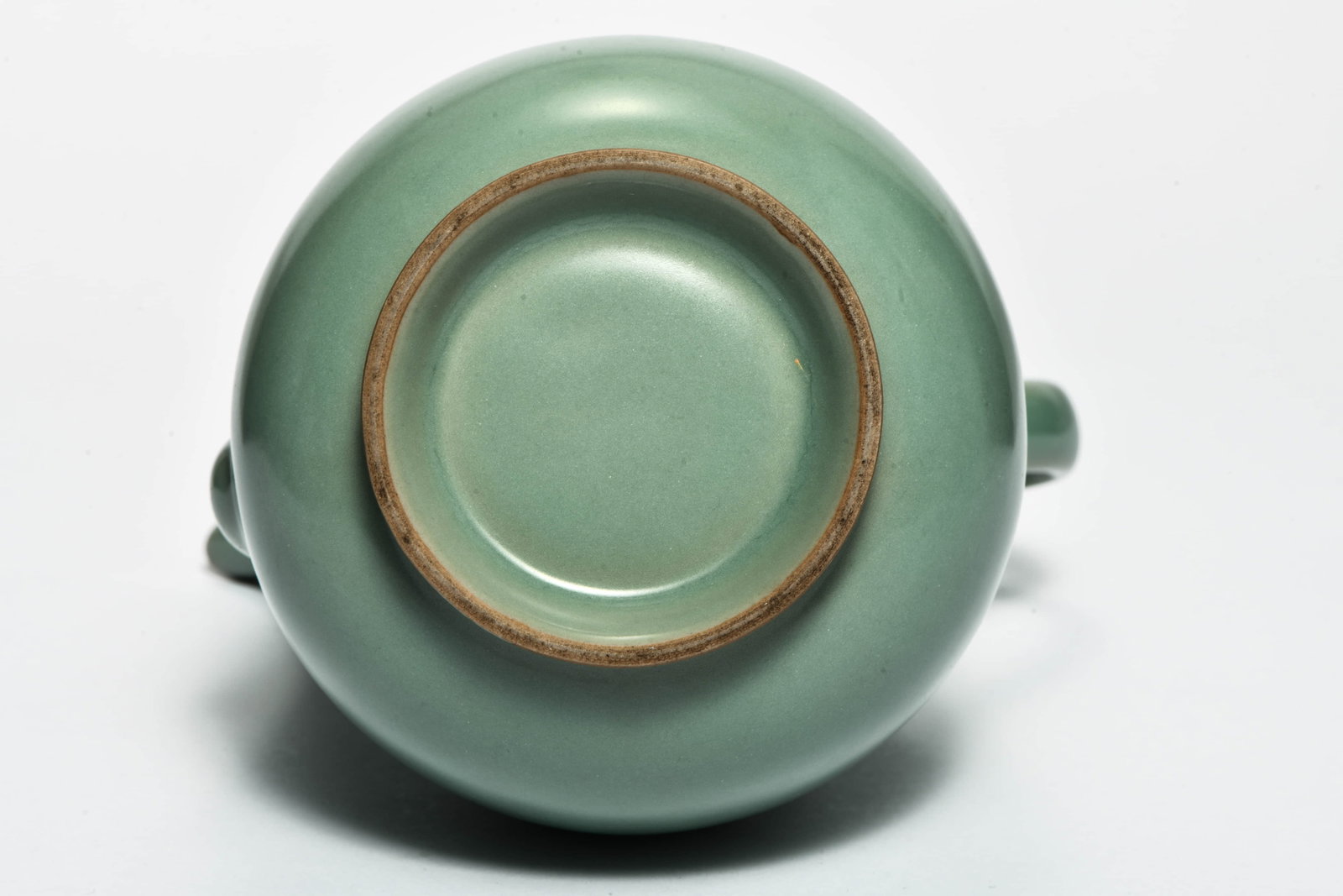 A celadon-glazed ewer - 6