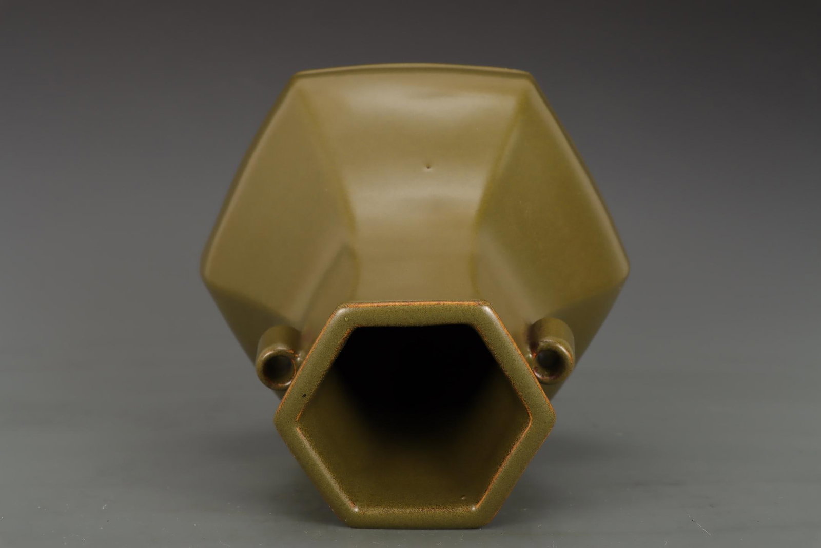 A Tea-Dust Glazed Hexagonal Vase - 8