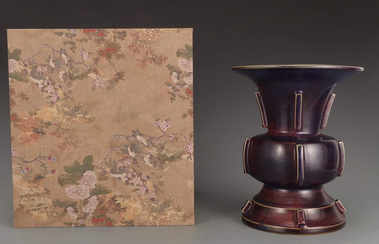A Jun Ware Zun Vessel - 2