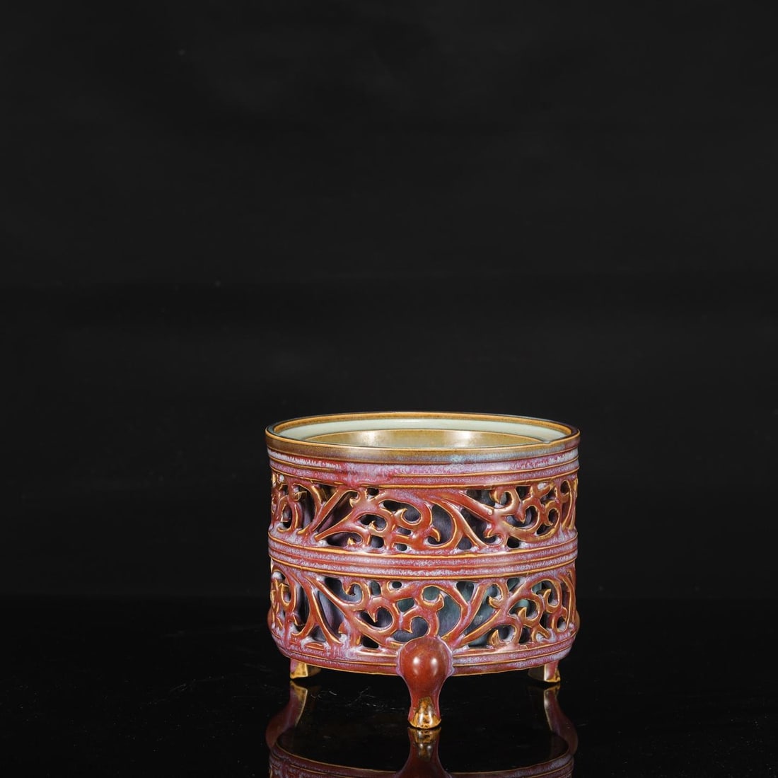 A Jun Ware Purple-Splashed Tripod Censer - 2