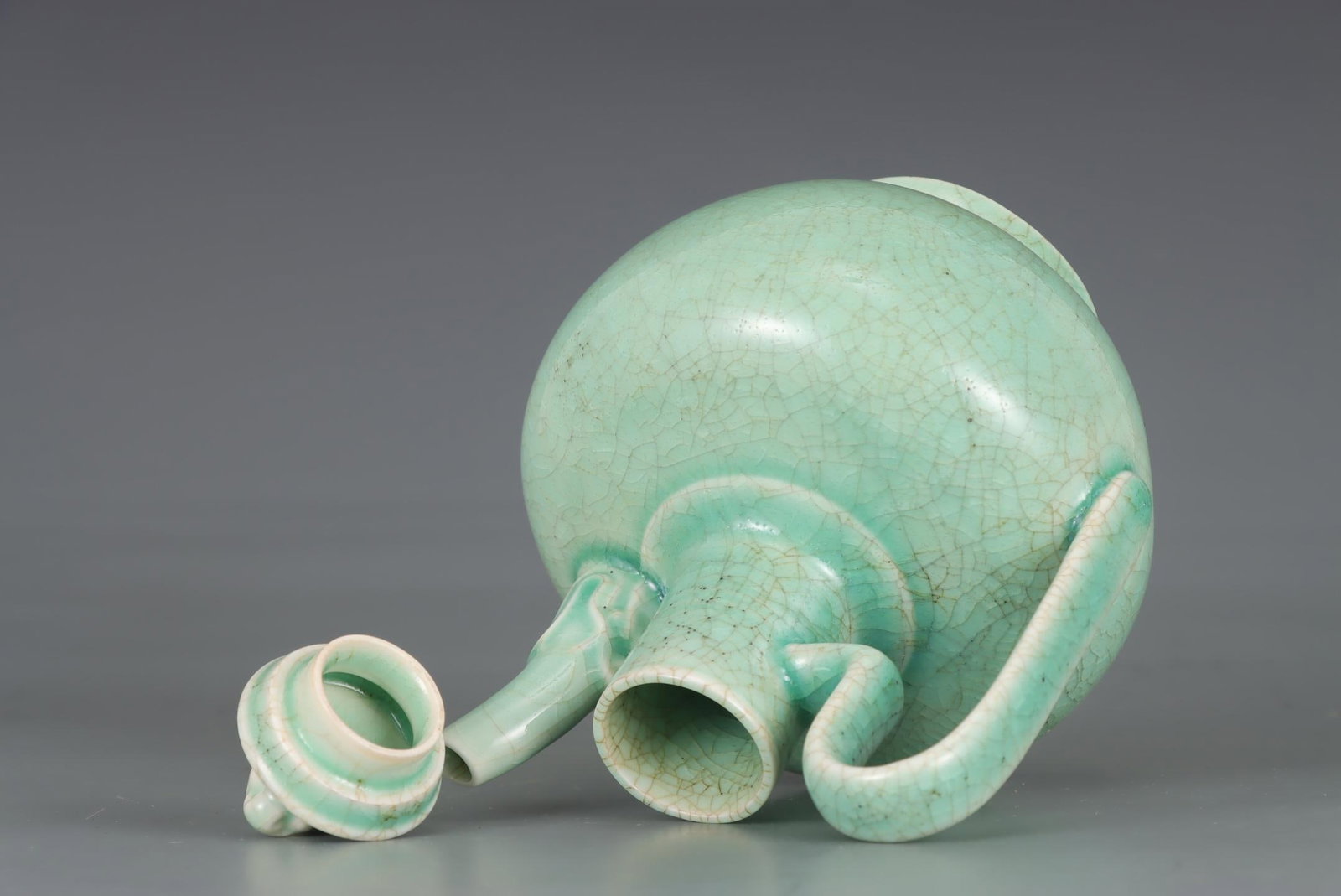 A Ru Ware Celadon Ewer - 7