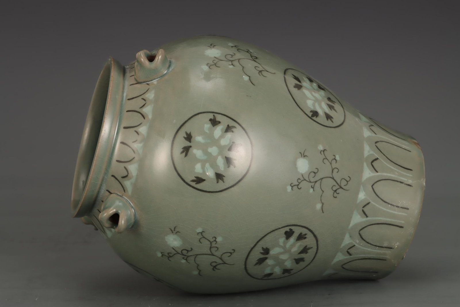 A Goryeo Celadon Jar - 6