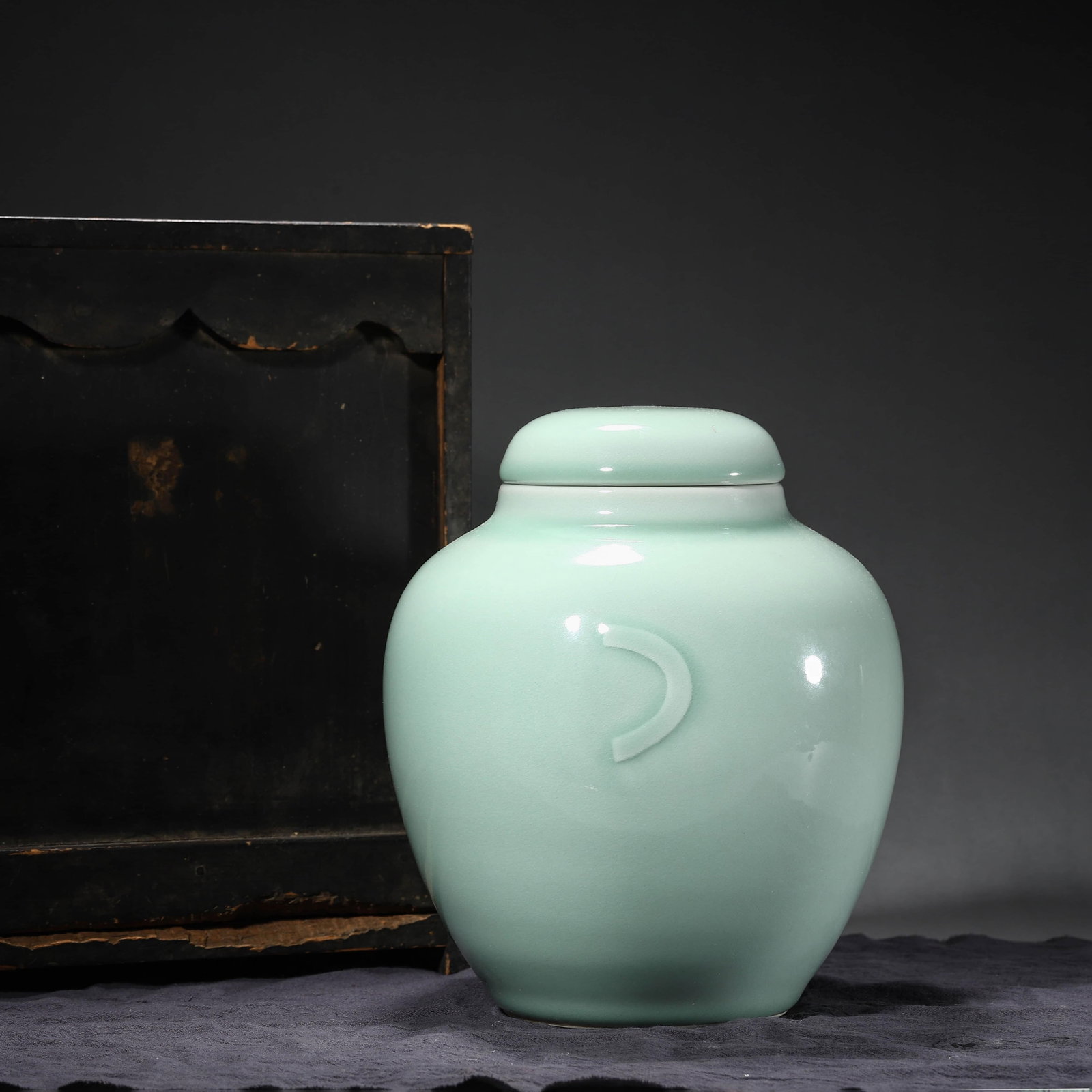 Celadon-Green Glaze Moon Jar (1 of 8)