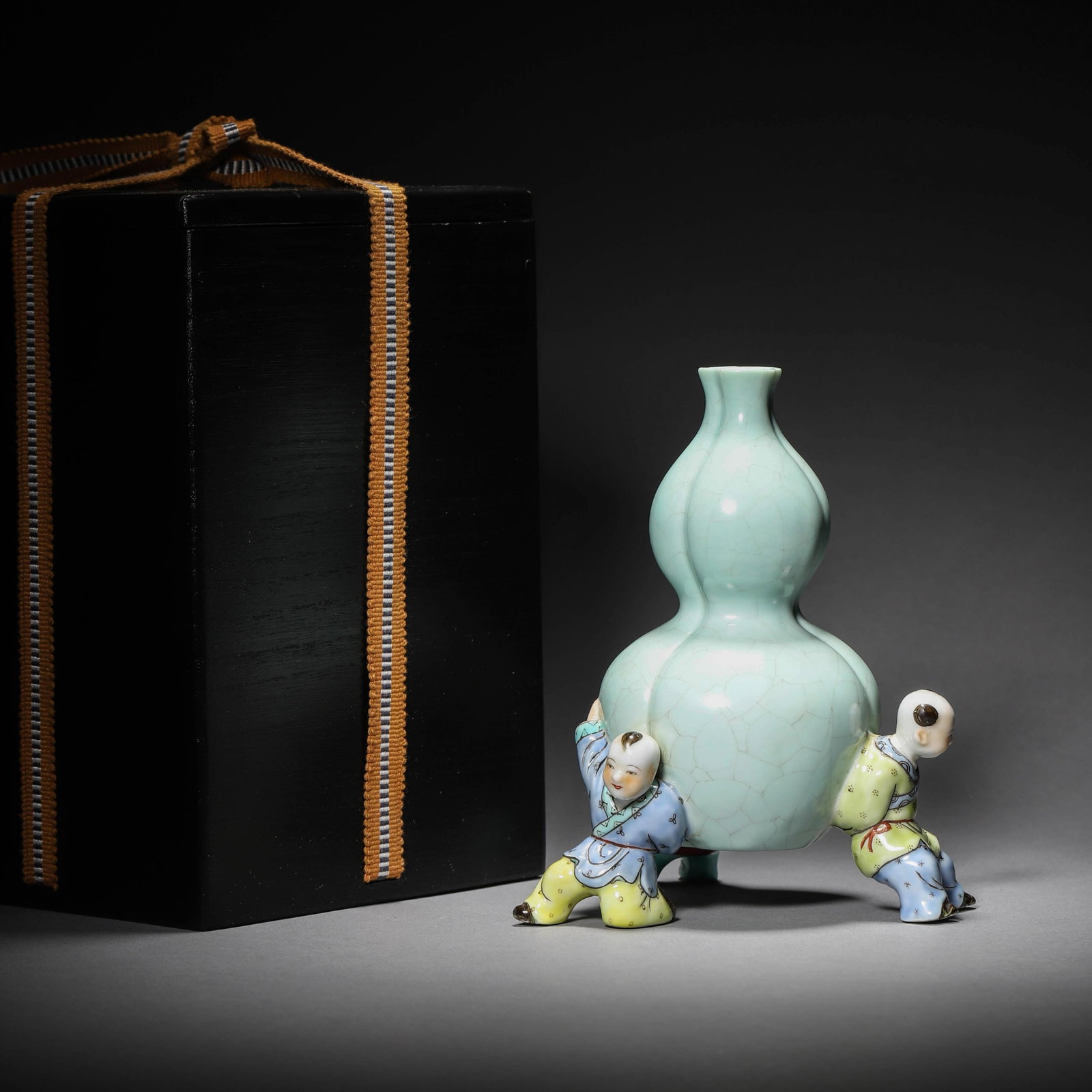 Celadon Glaze Double-Gourd-Shape Vase: Celadon Glaze Double-Gourd-Shape Vase. Dimensions: 4.72in x 5.12in x 6.14in.
