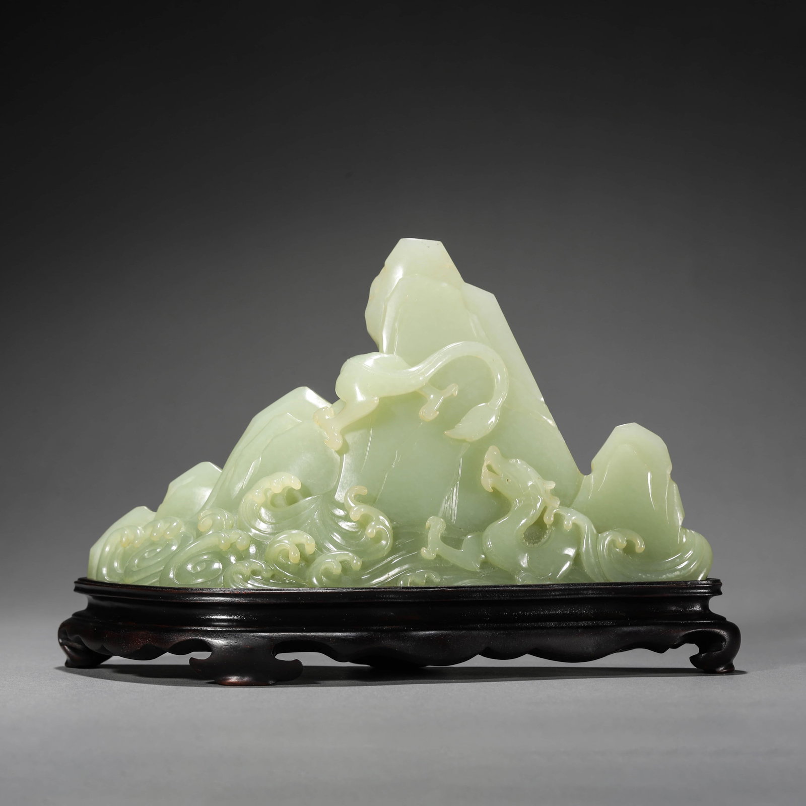Yellow Jade Chi-Dragon Boulder: Yellow Jade Chi-Dragon Boulder. Dimensions: 7.68in x 2.36in x 4.33in.