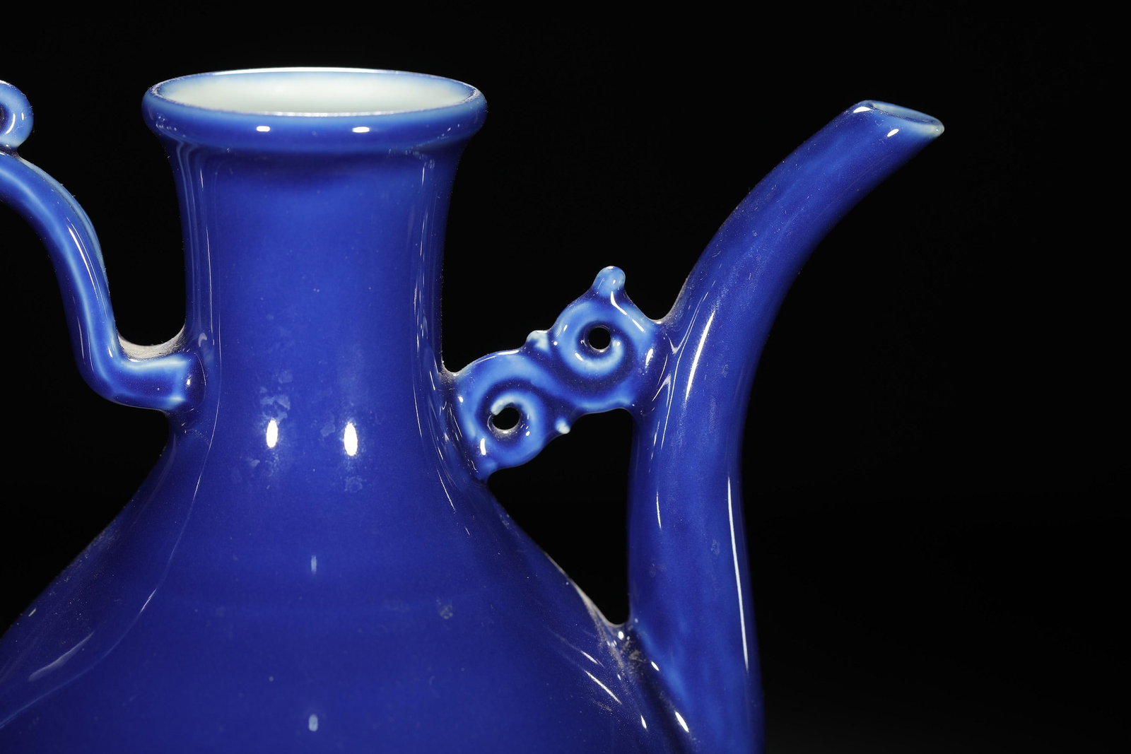 Blue-Glazed Ewer - 7