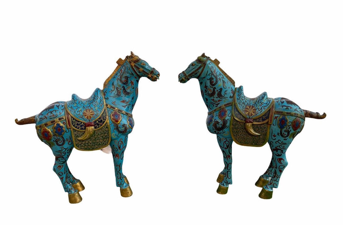 An Old Pair of Carved Wooden Statues (1 of 7)