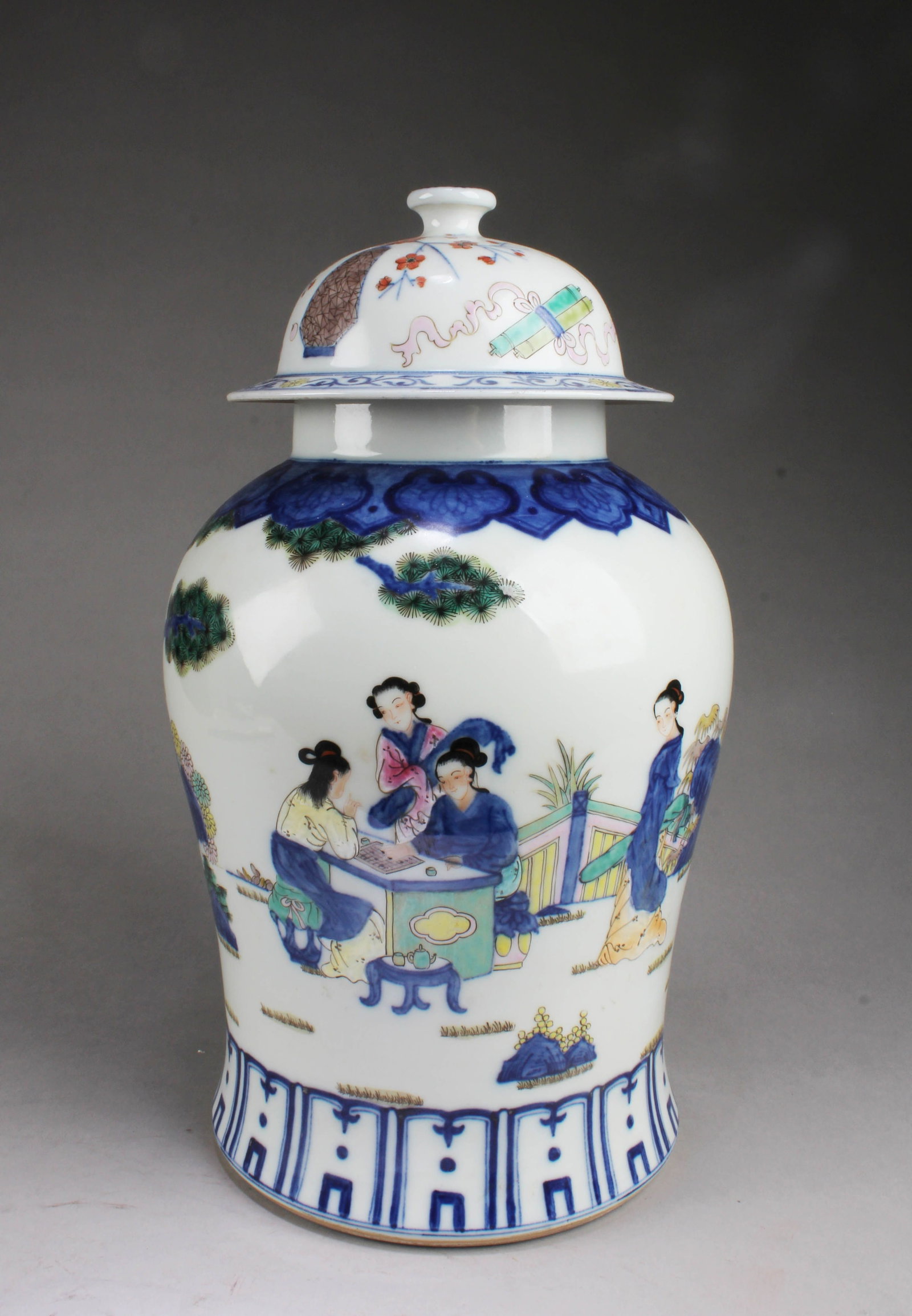 Chinese Famille Rose Porcelain Jar: Chinese Famille Rose Porcelain Jar. 'QianLong' mark at base. Height: 17.5"