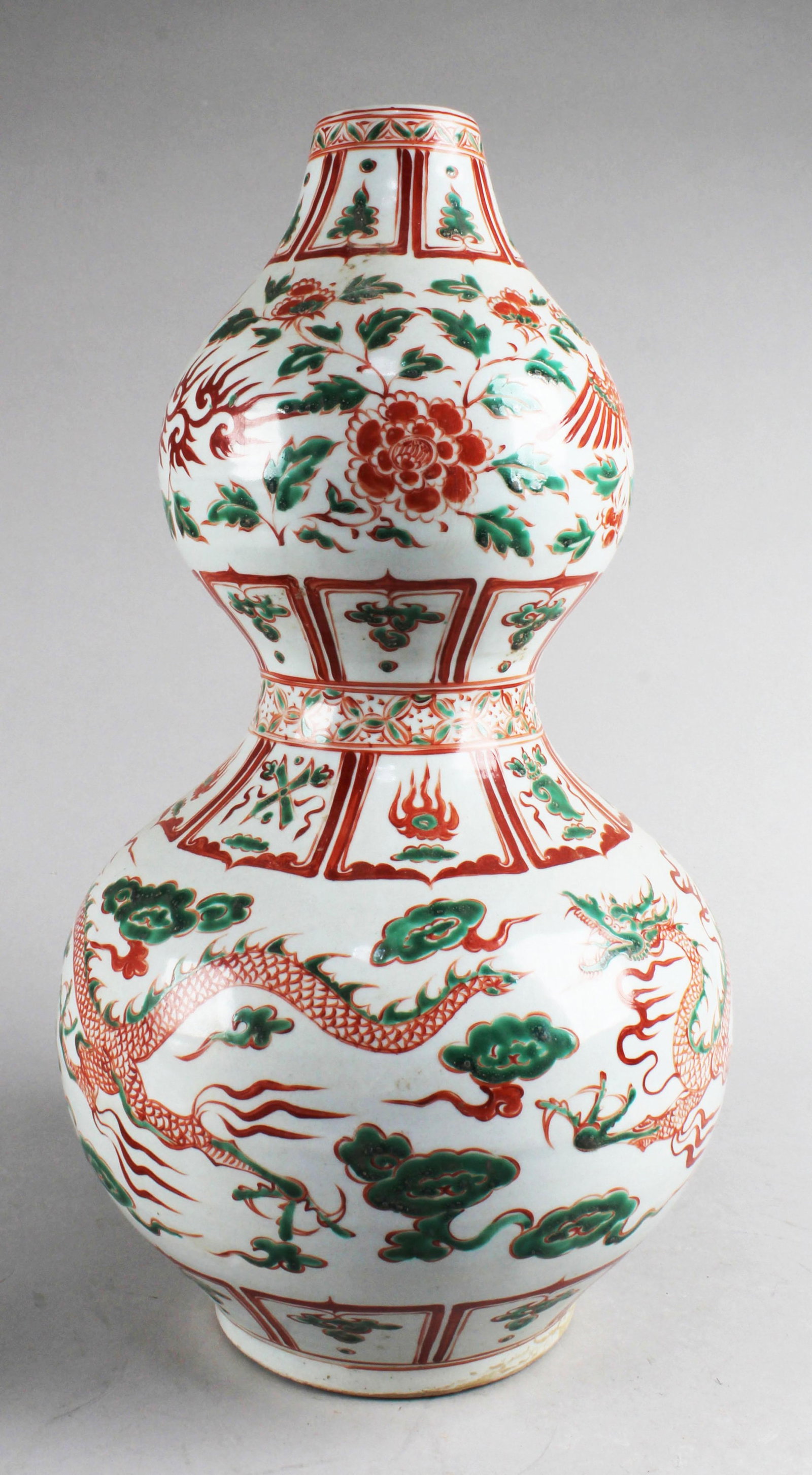 Chihnese Famille Verte Porcelain Double Gourd Vase: Chihnese Famille Verte Porcelain Double Gourd Vase. Height: 20"