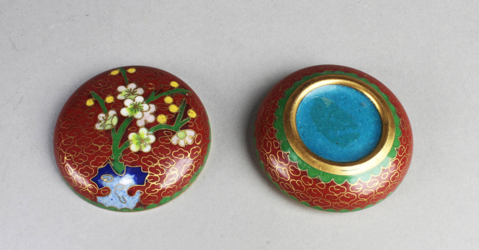 A Cloisonne Round Container - 4