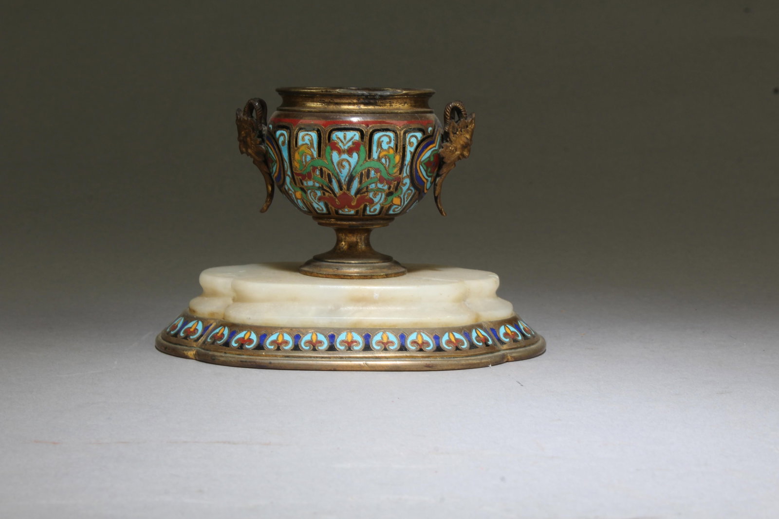 Antique Decorative Ornament: Antique Decorative Ornament. Length: 4.75"