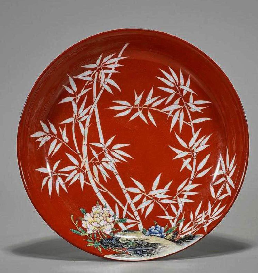 Chinese Porcelain Plate: Chinese Porcelain Plate. 'YongZheng' mark at base. Diameter: 8"