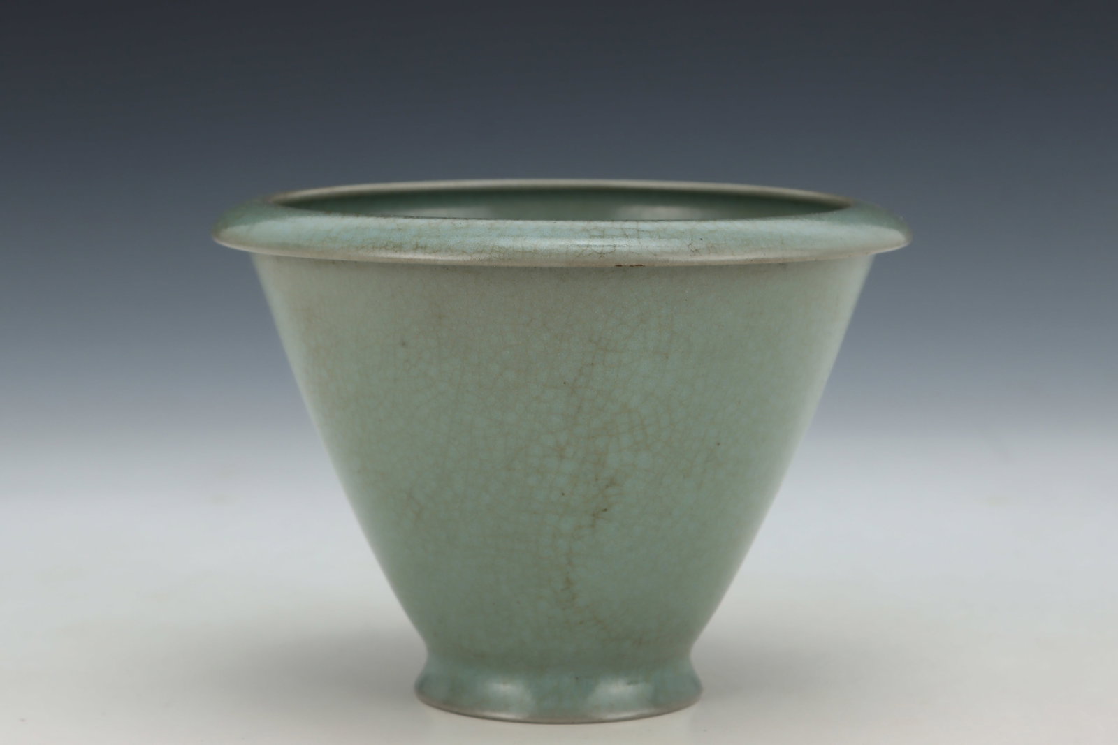 A Ru Ware Celadon Cup - 3