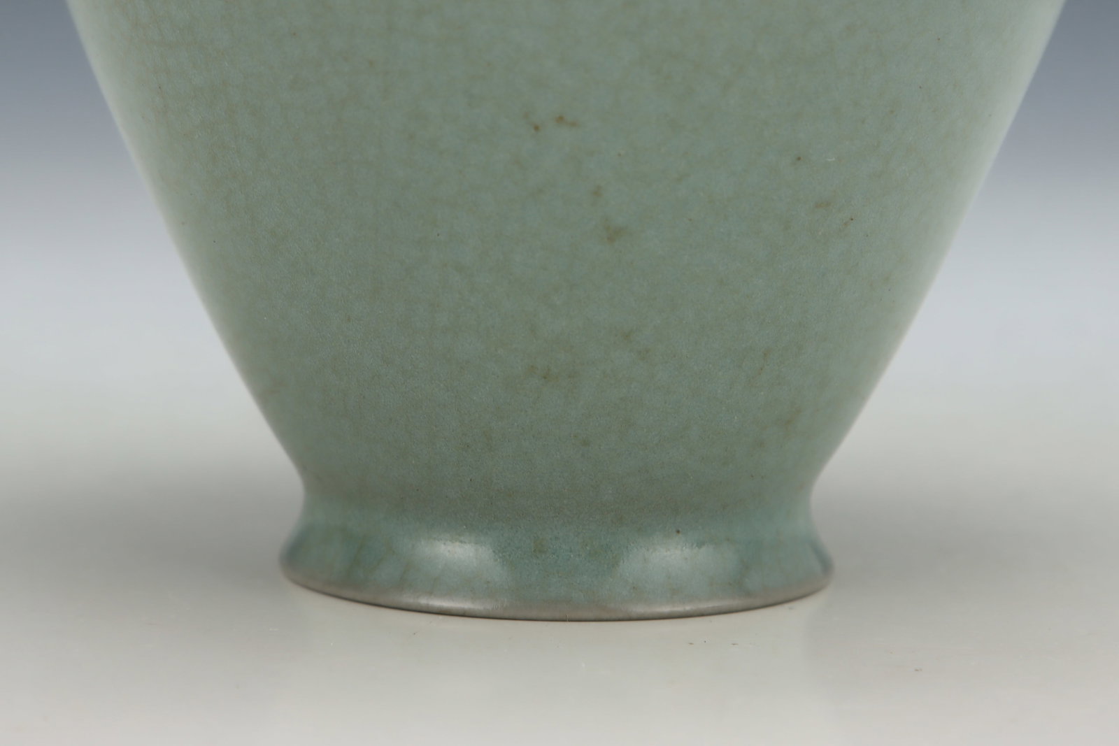 A Ru Ware Celadon Cup - 6