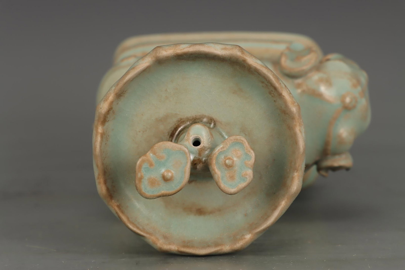 A Ru Ware Celadon Candleholder - 8