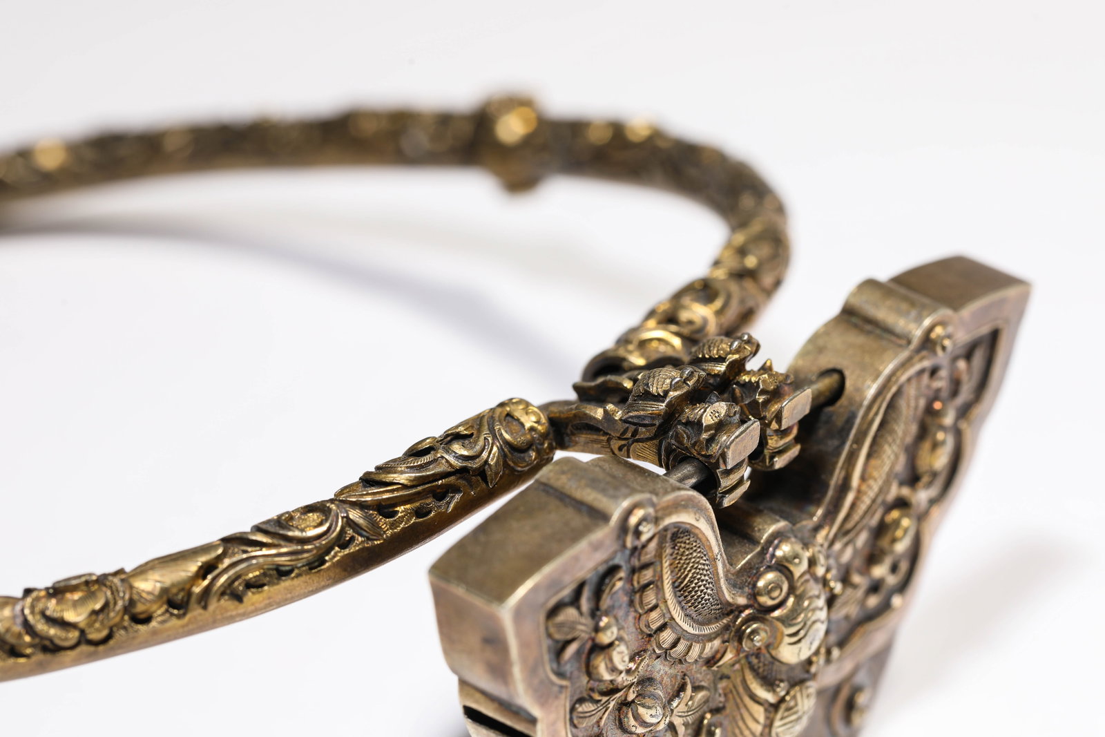 A Gilt-Silver 'Longevity' Padlock - 7