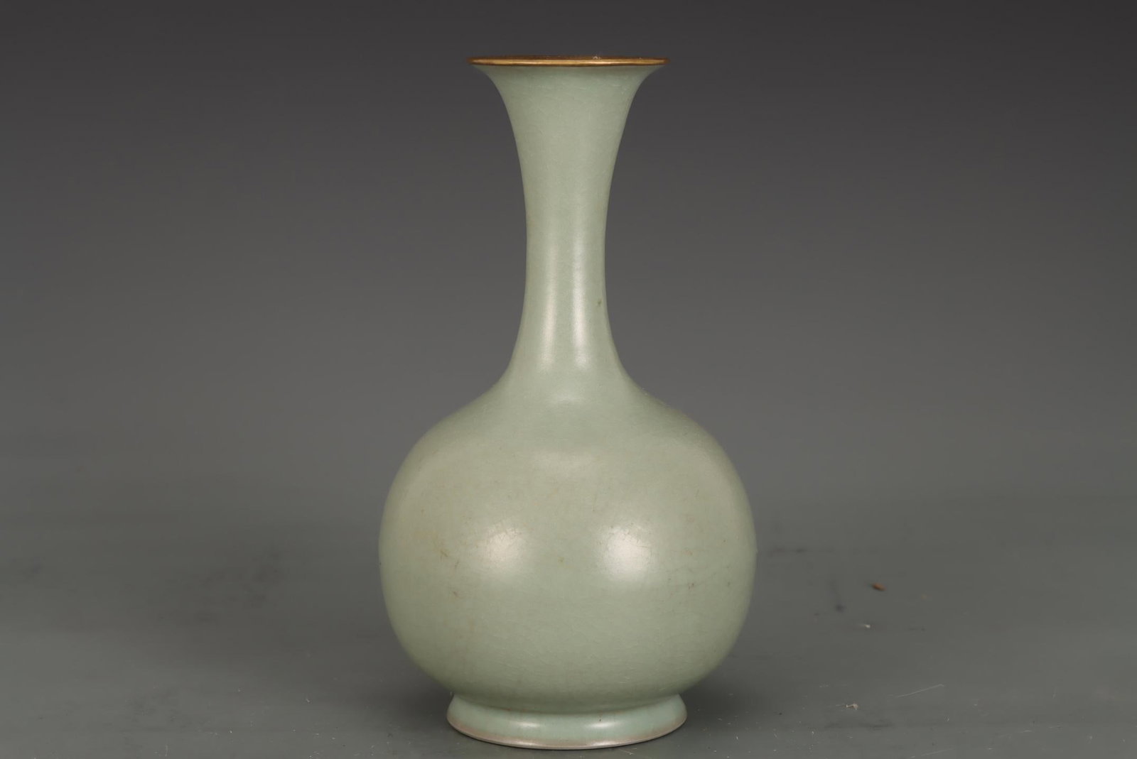 A Ru Ware Celadon Vase - 5