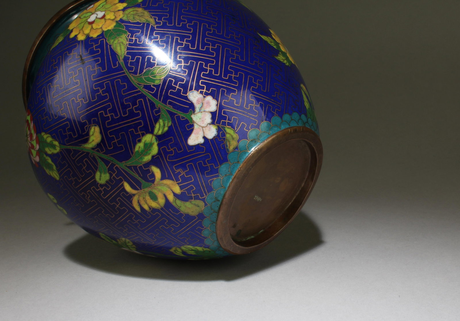 A Cloisonne Vase - 6