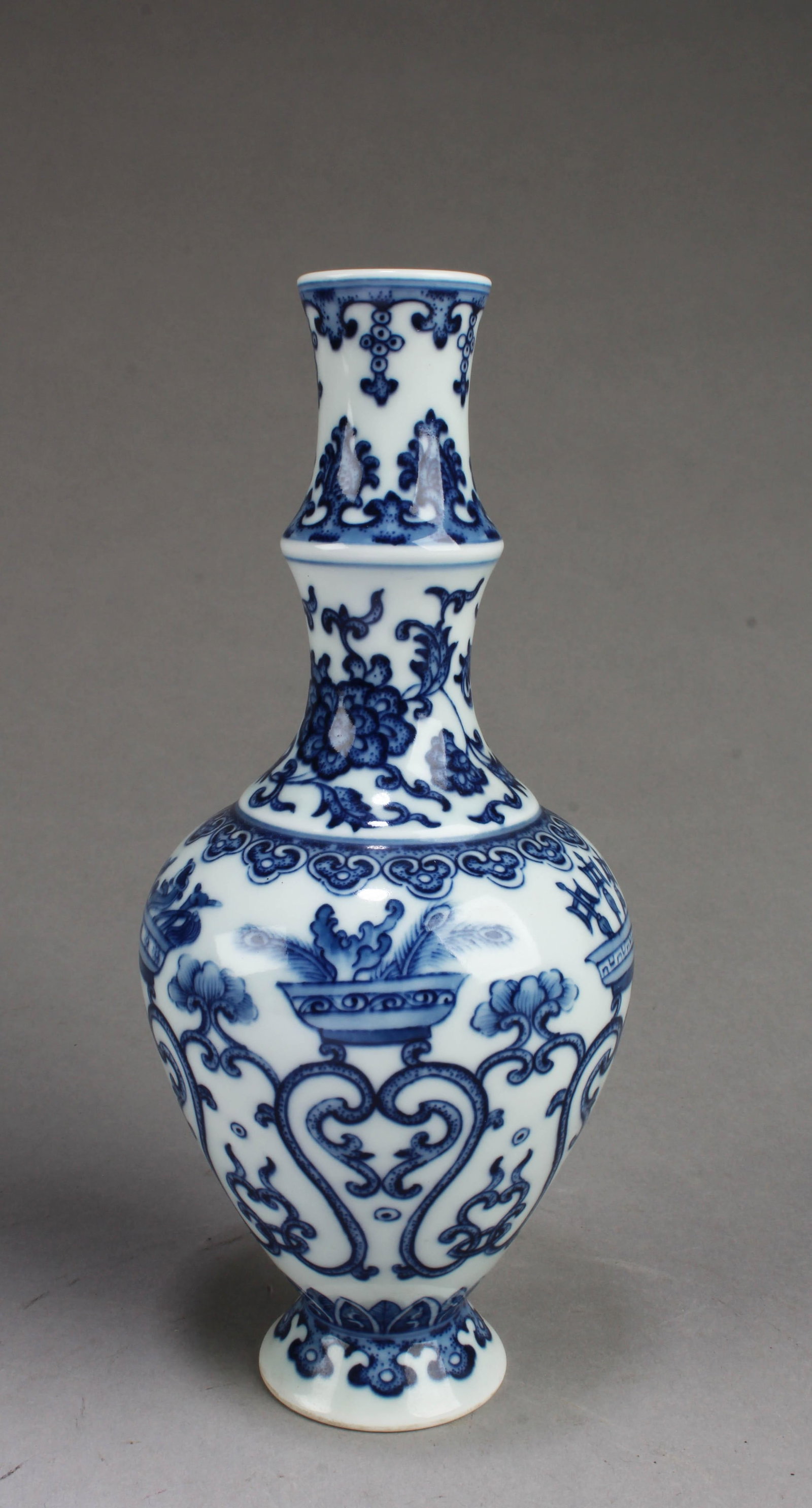Chinese Blue & White Porcelain Vase (1 of 4)