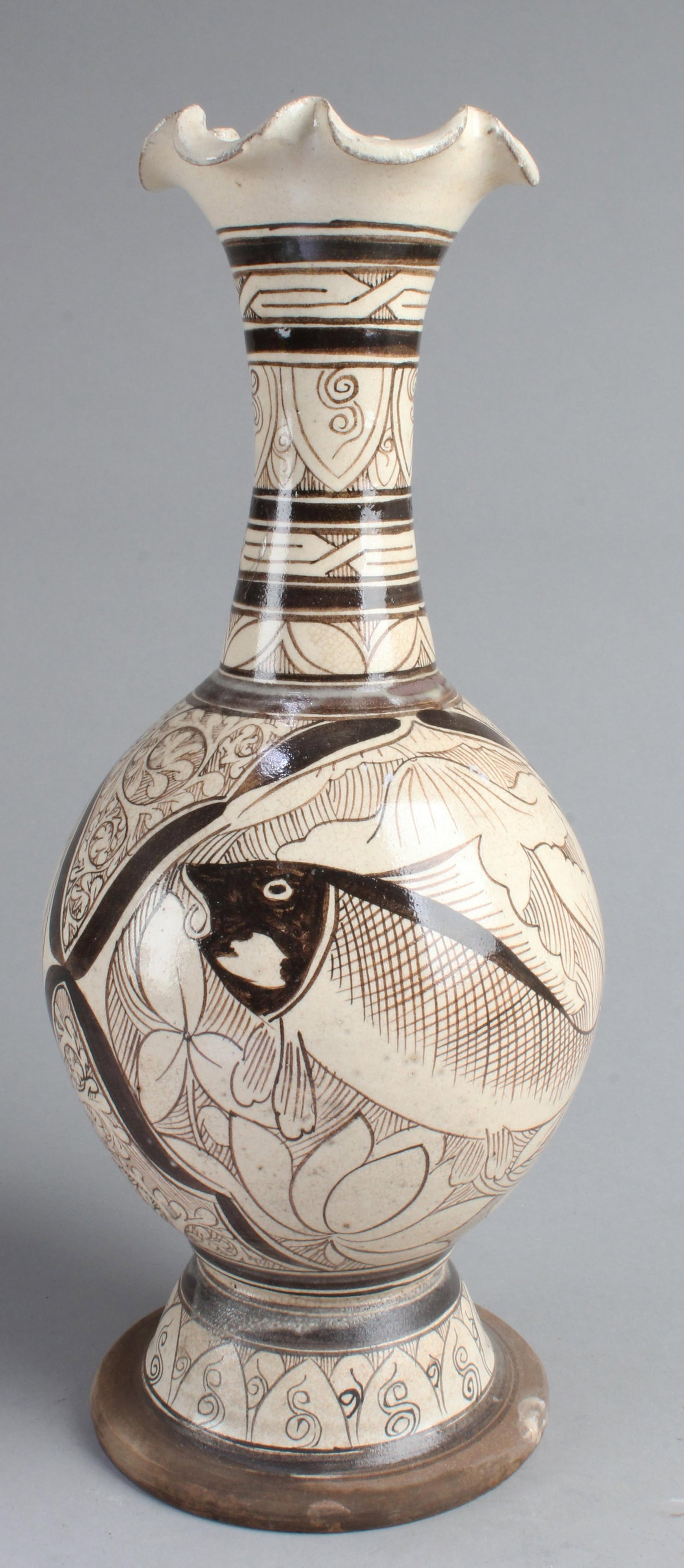 Chinese Cizhou Yao Vase (1 of 4)