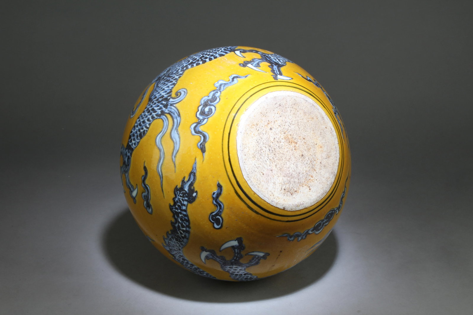 A Chinese Celestial Vase - 6