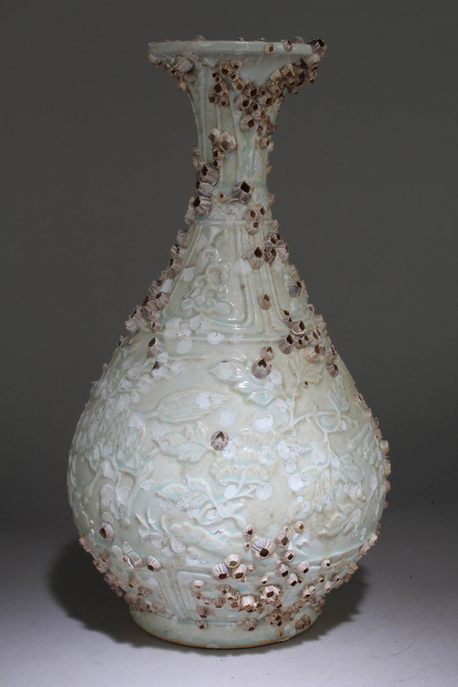 A Chinese Ceramic Vase - 2