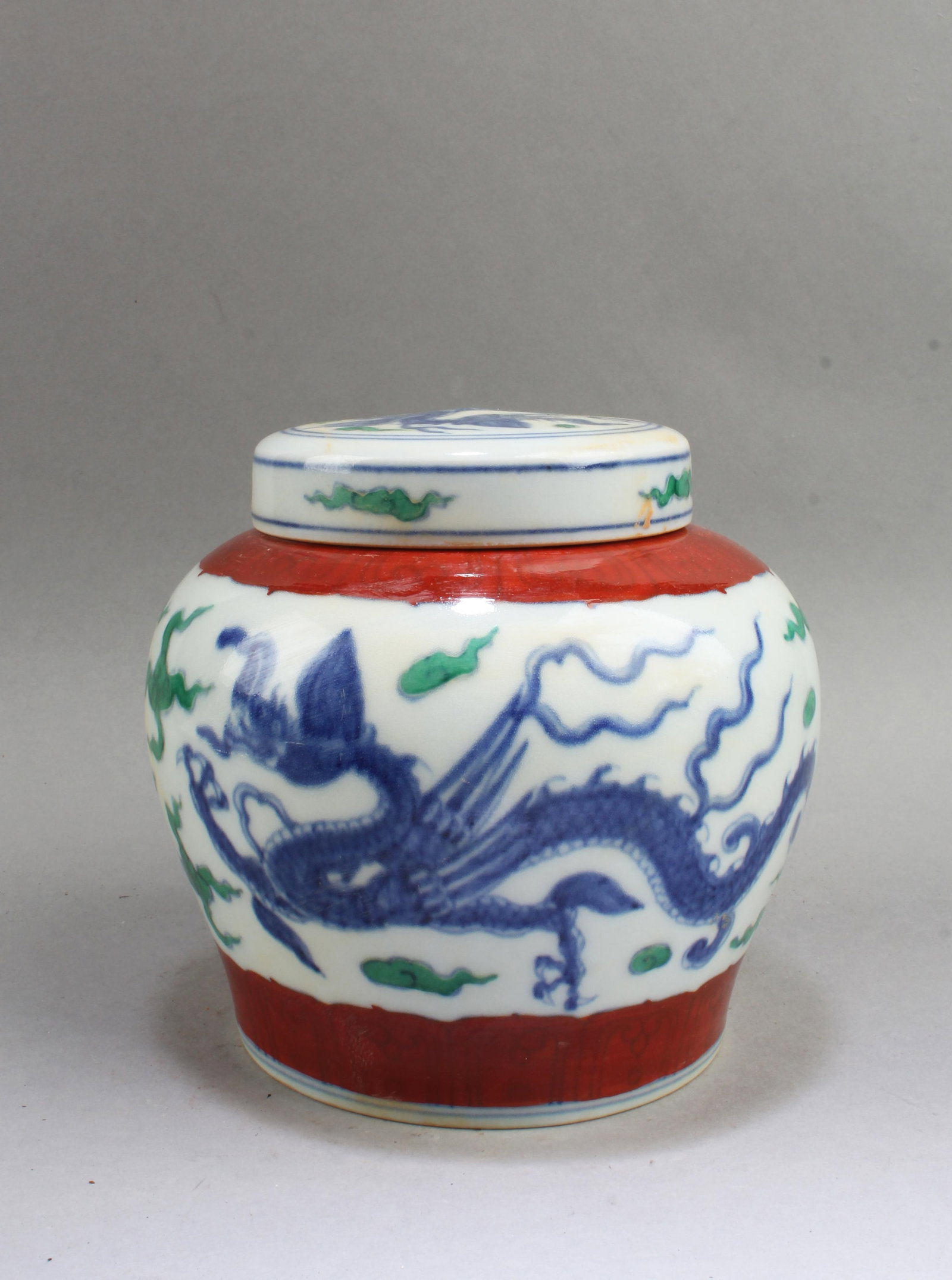 Chinese Porcelain Round Container (1 of 6)